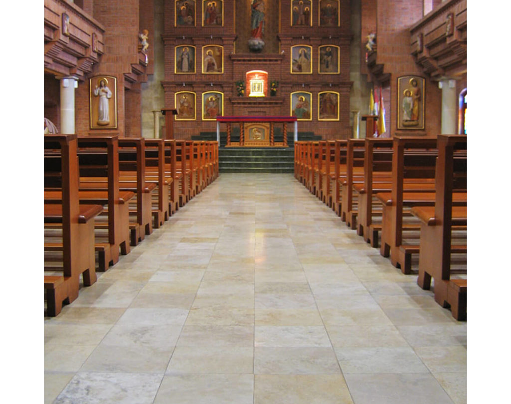 Iglesia Hijas de Santa María del Corazón de Jesús con Travertino